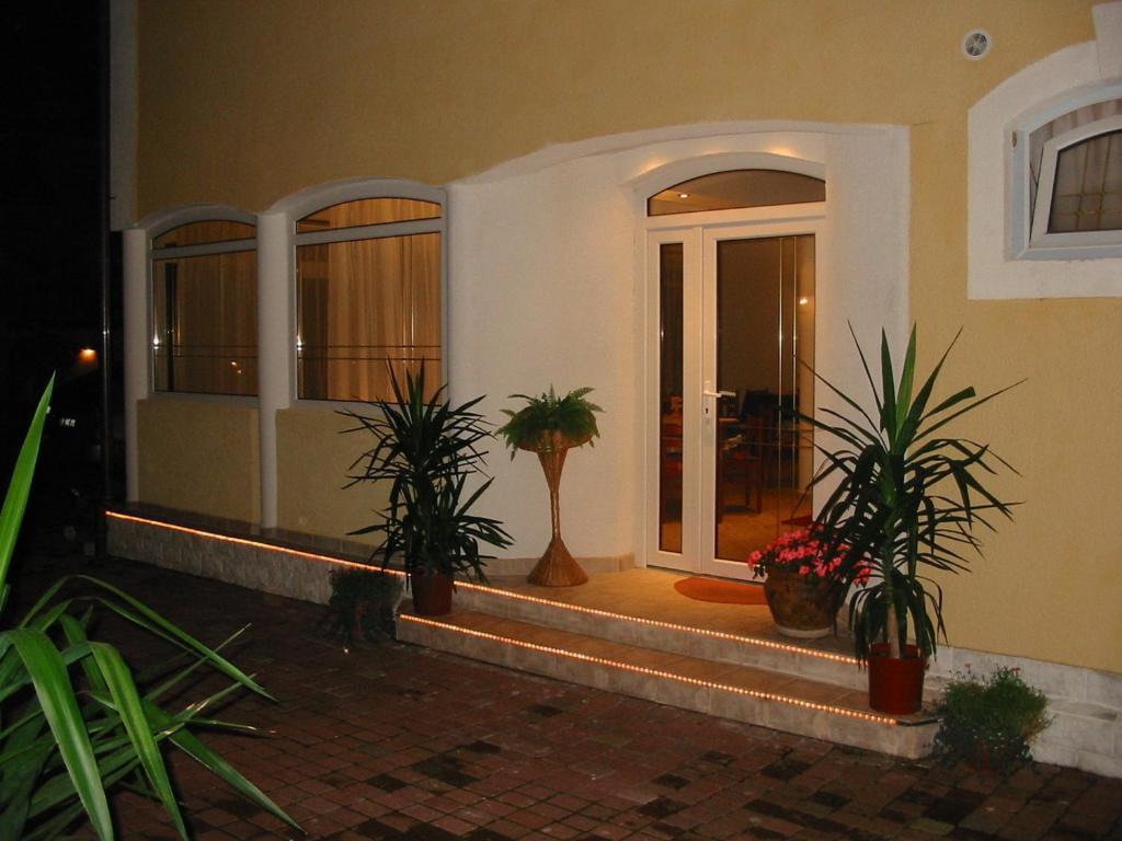Villa Mediterran Hévíz Exteriör bild
